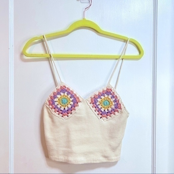 Zara women’s contrasting crochet tank top - Picture 4 of 9